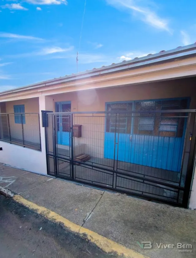 Casa com 2 dormitórios