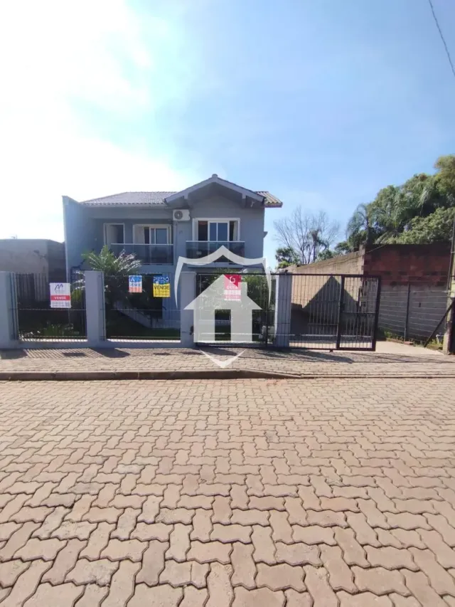 Casa com 3 dormitórios
