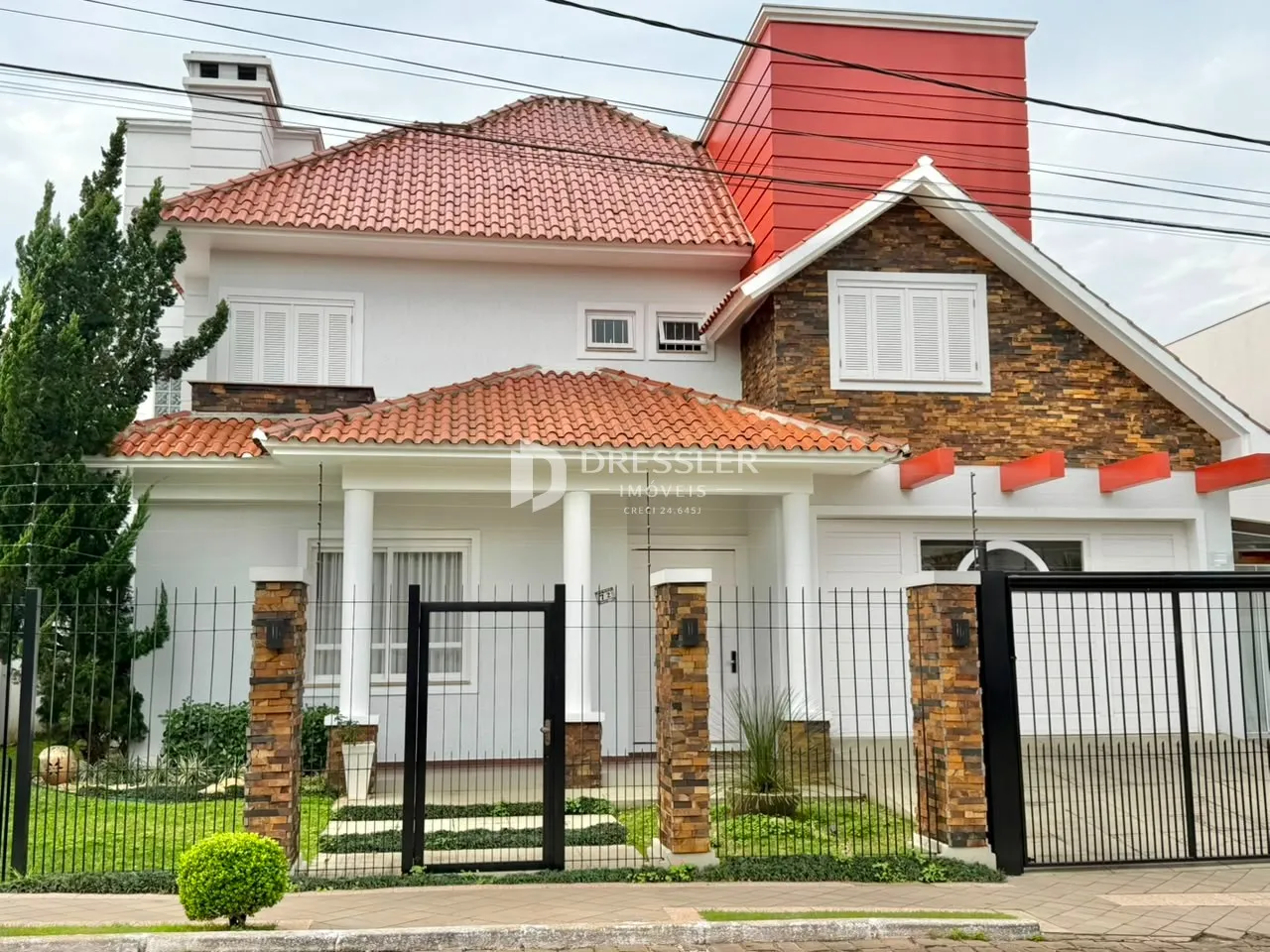 Casa com 3 dormitórios, foto 1