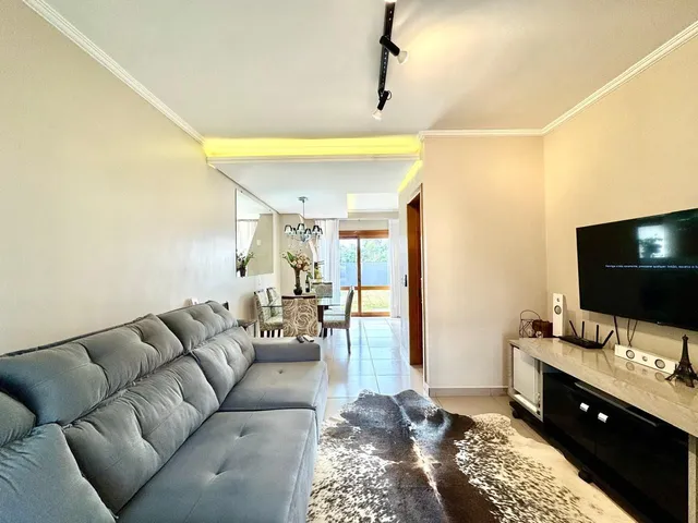 Sobrado com 2 dormitórios