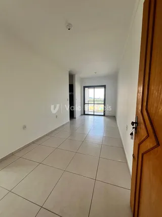Apartamento com 2 dormitórios, foto 3