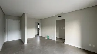Apartamento com 2 dormitórios, foto 8