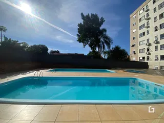 Foto de uma piscina externa em uma propriedade em Lajeado.