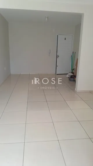 Apartamento com 2 dormitórios, foto 3