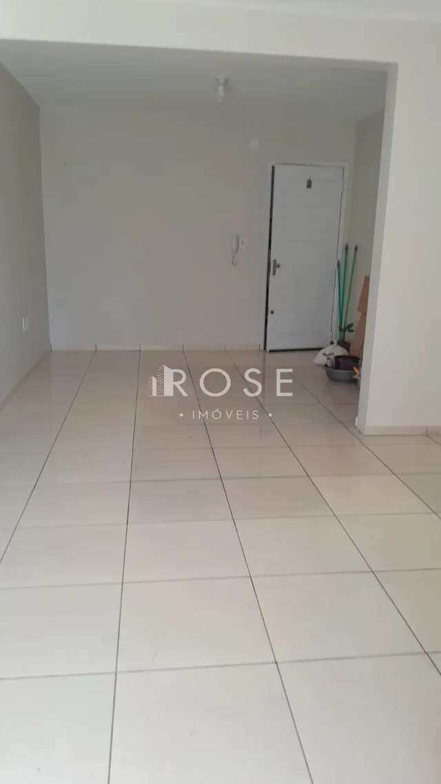 Apartamento com 2 dormitórios, foto 3