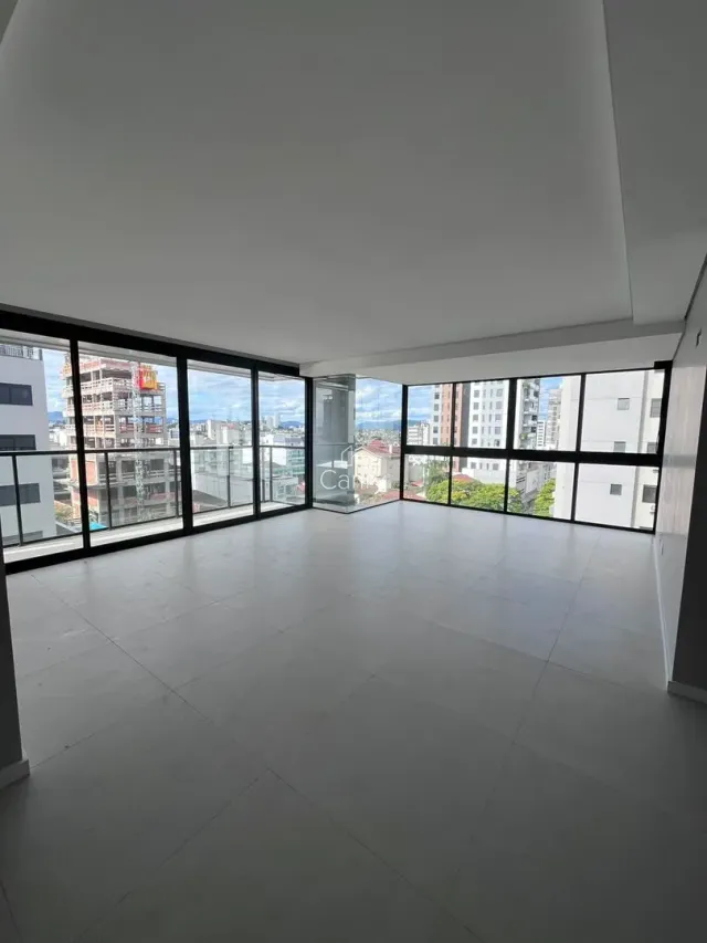 Apartamento com 3 dormitórios