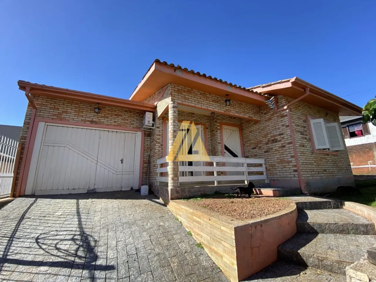 Casa com 3 dormitórios, foto 1