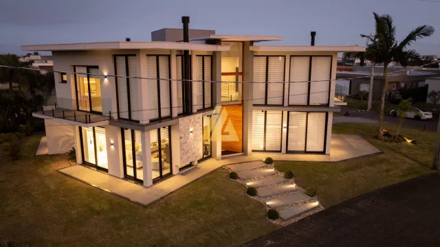 Casa com 5 dormitórios, foto 3