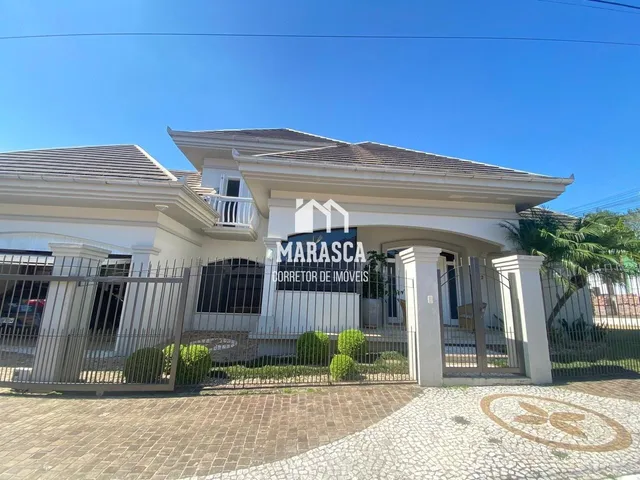 Casa com 5 dormitórios