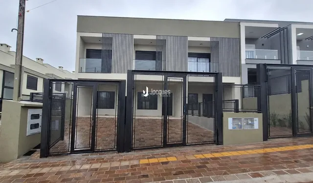 Sobrado com 2 dormitórios