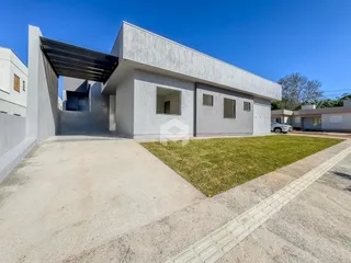 Fachada moderna de uma casa em Lajeado, Brasil.