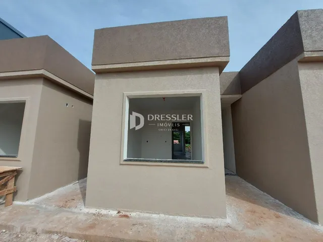 Fachada de uma residência em construção em Lajeado, Brasil.