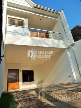 Fachada de um imóvel residencial em Lajeado, Brasil.