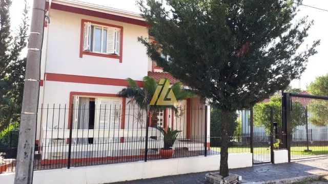 Casa com 3 dormitórios