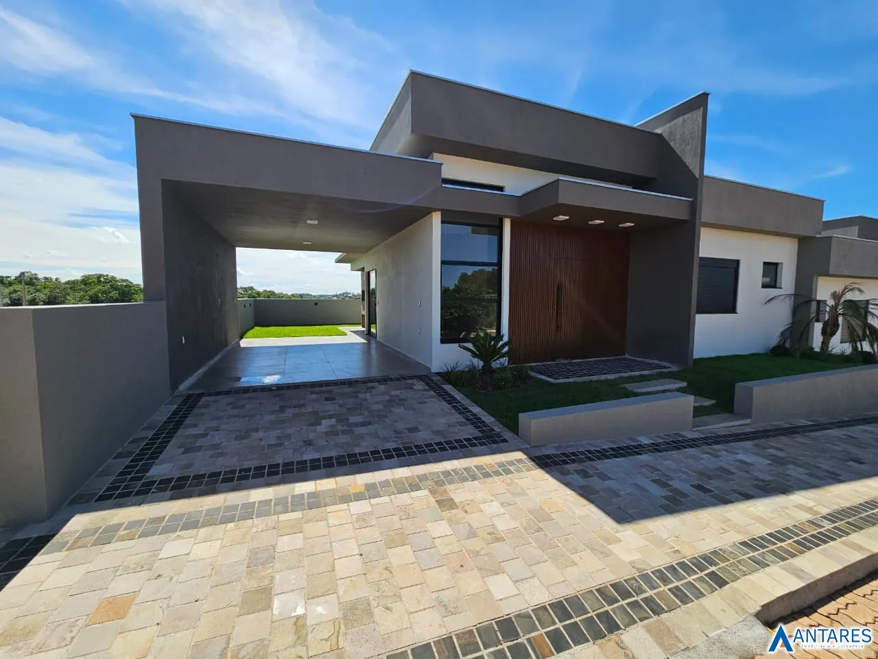 Casa geminada com 3 dormitórios, foto 1