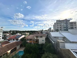 Vista externa de casas residenciais em Lajeado, Brasil.