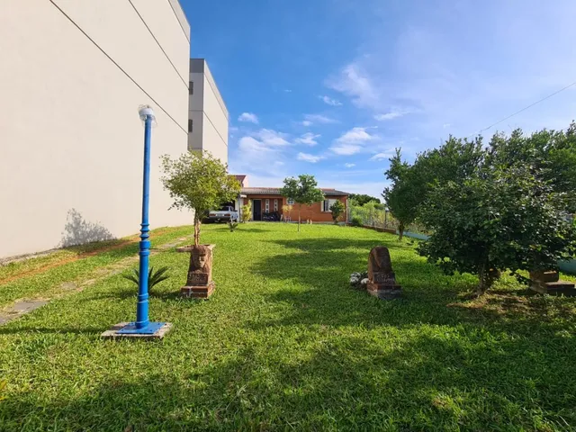 Casa com 1 dormitório