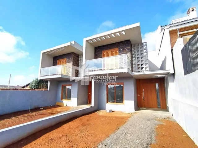Fachada de uma casa moderna em Lajeado, Brasil.
