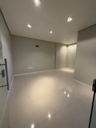 Sala comercial com 1 dormitório, foto 1