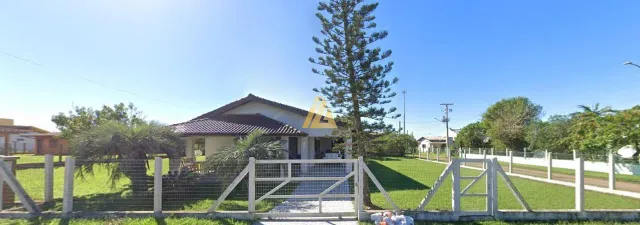 Casa com 6 dormitórios, foto 2