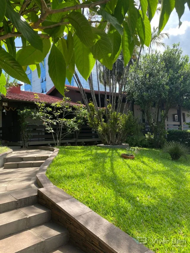 Casa com 5 dormitórios, foto 2