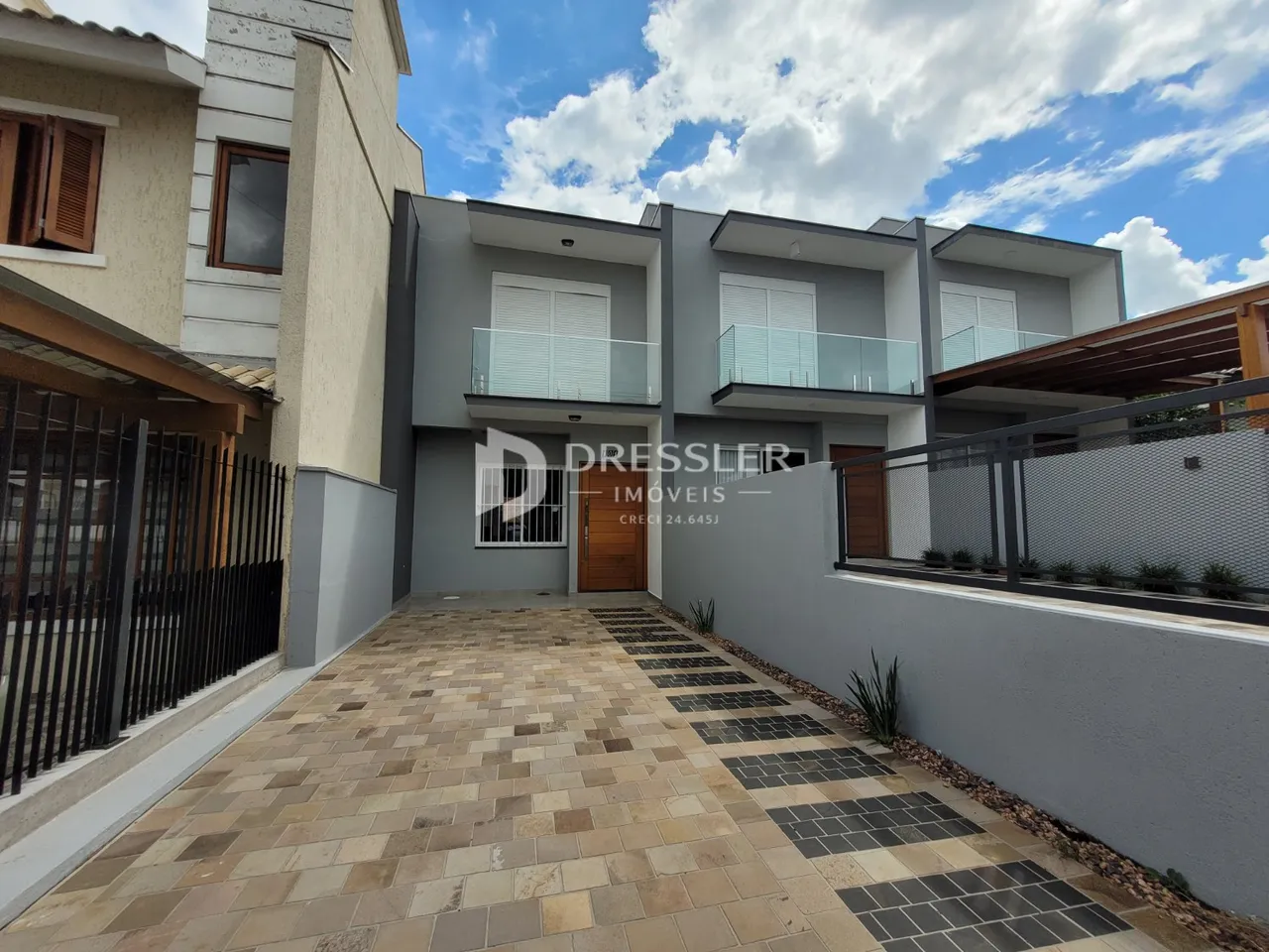 Fachada de um imóvel residencial em Lajeado, Brasil.