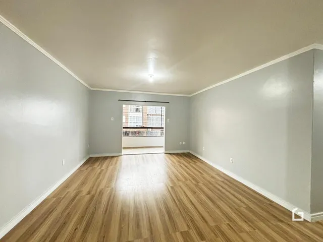Apartamento com 3 dormitórios, foto 2