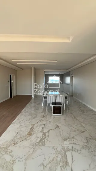 Apartamento com 3 dormitórios, foto 2