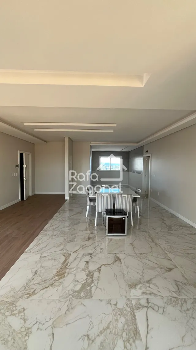Apartamento com 3 dormitórios, foto 2