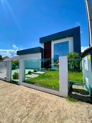 Casa com 4 dormitórios, foto 1