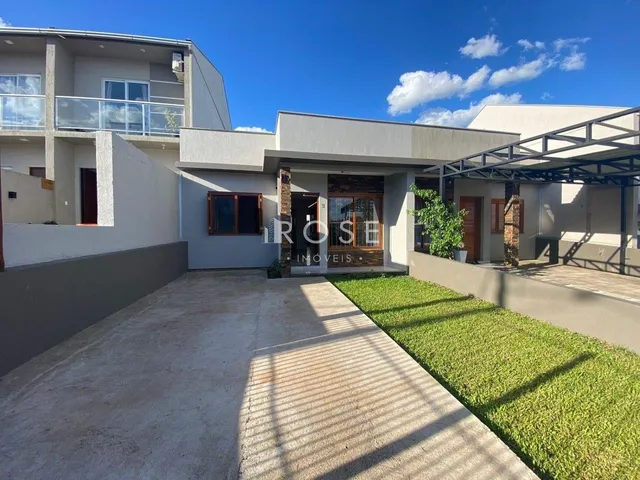 Casa geminada com 2 dormitórios
