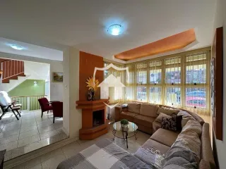 Casa com 6 dormitórios, foto 2