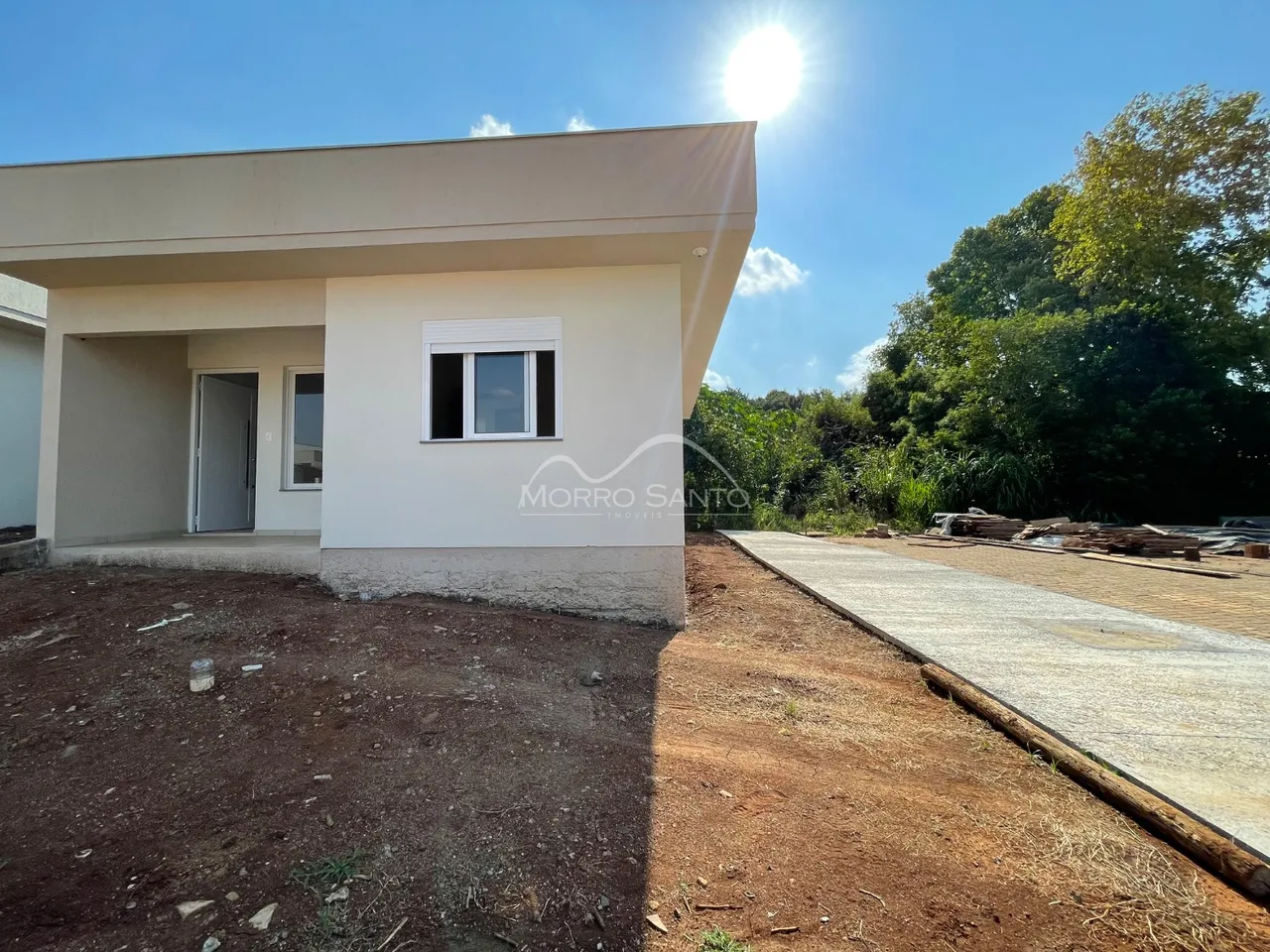 Casa geminada com 2 dormitórios, foto 1