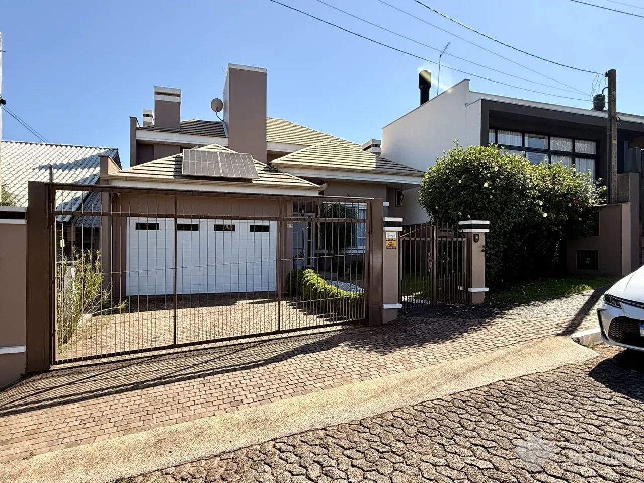 Casa com 3 dormitórios, foto 1