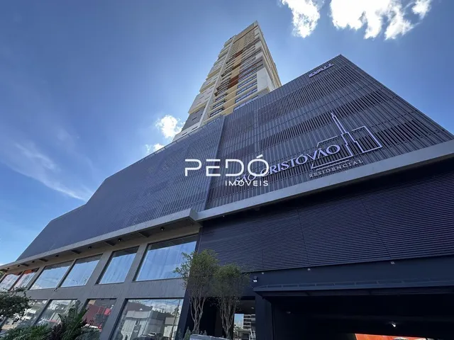 Apartamento com 3 dormitórios