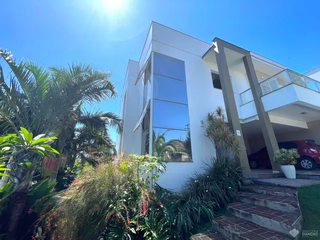 Casa com 3 dormitórios