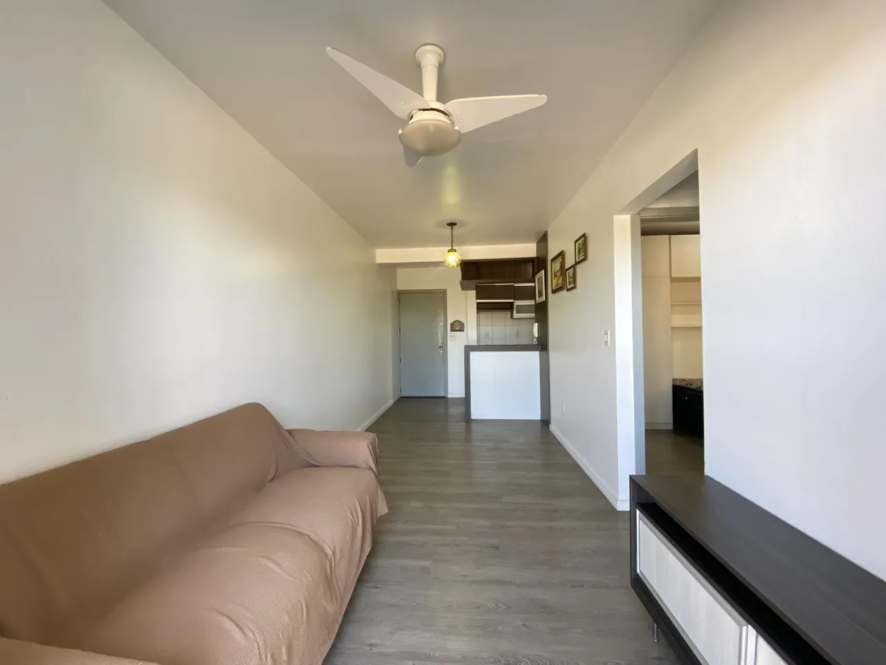 Apartamento com 2 dormitórios, foto 1