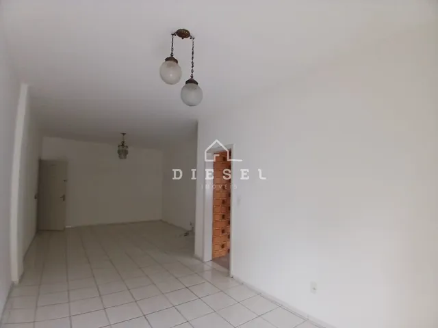 Apartamento com 2 dormitórios, foto 4