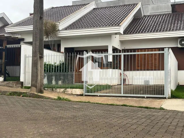 Casa geminada com 2 dormitórios