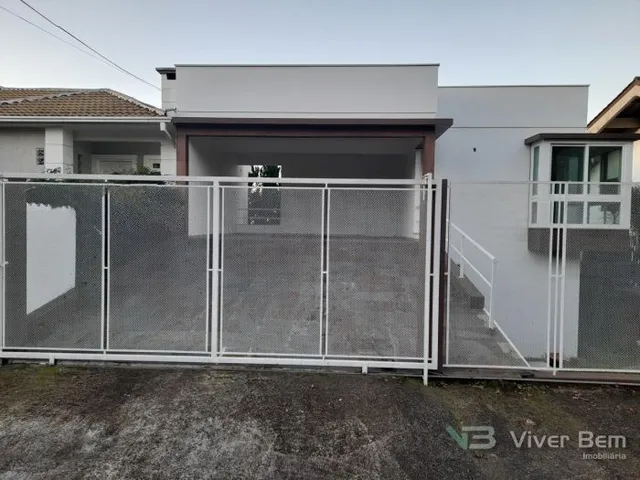 Casa com 3 dormitórios