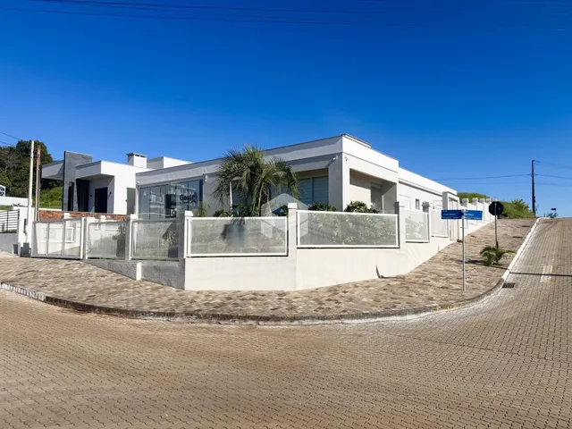 Fachada de uma casa em Lajeado, Brasil.