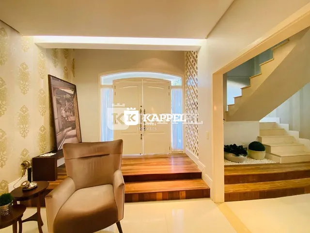 Casa com 5 dormitórios, foto 2