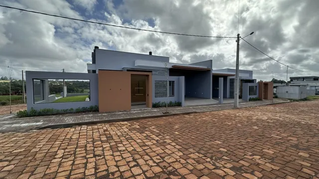 Casa geminada com 3 dormitórios
