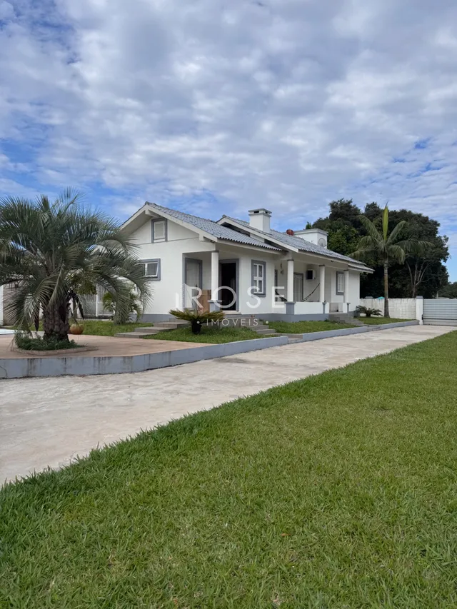 Casa com 3 dormitórios