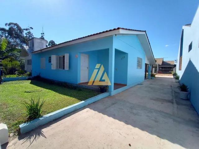 Casa com 3 dormitórios