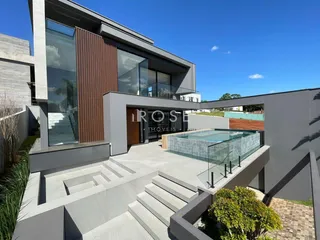 Casa com 4 dormitórios, foto 2