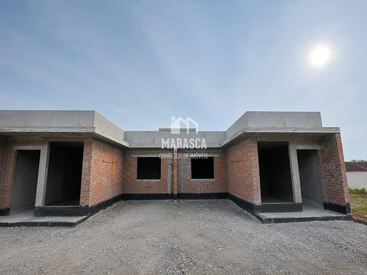 Casa geminada com 2 dormitórios, foto 1