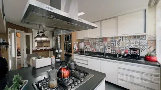 Casa com 4 dormitórios, foto 6