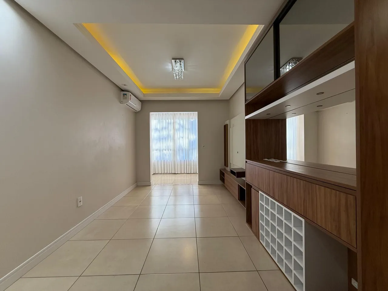 Apartamento com 2 dormitórios, foto 1