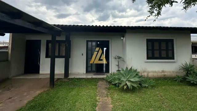 Casa com 4 dormitórios